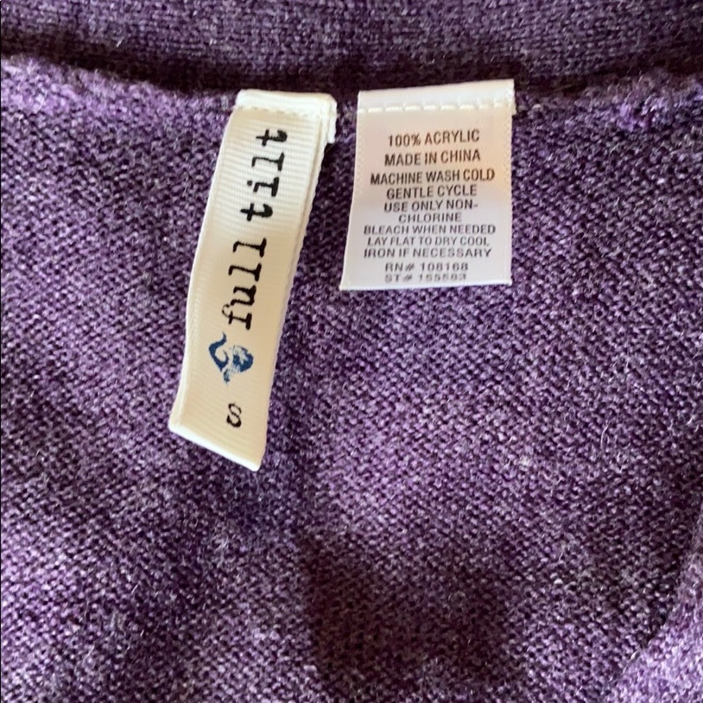 Sweater - Picture 3 of 3